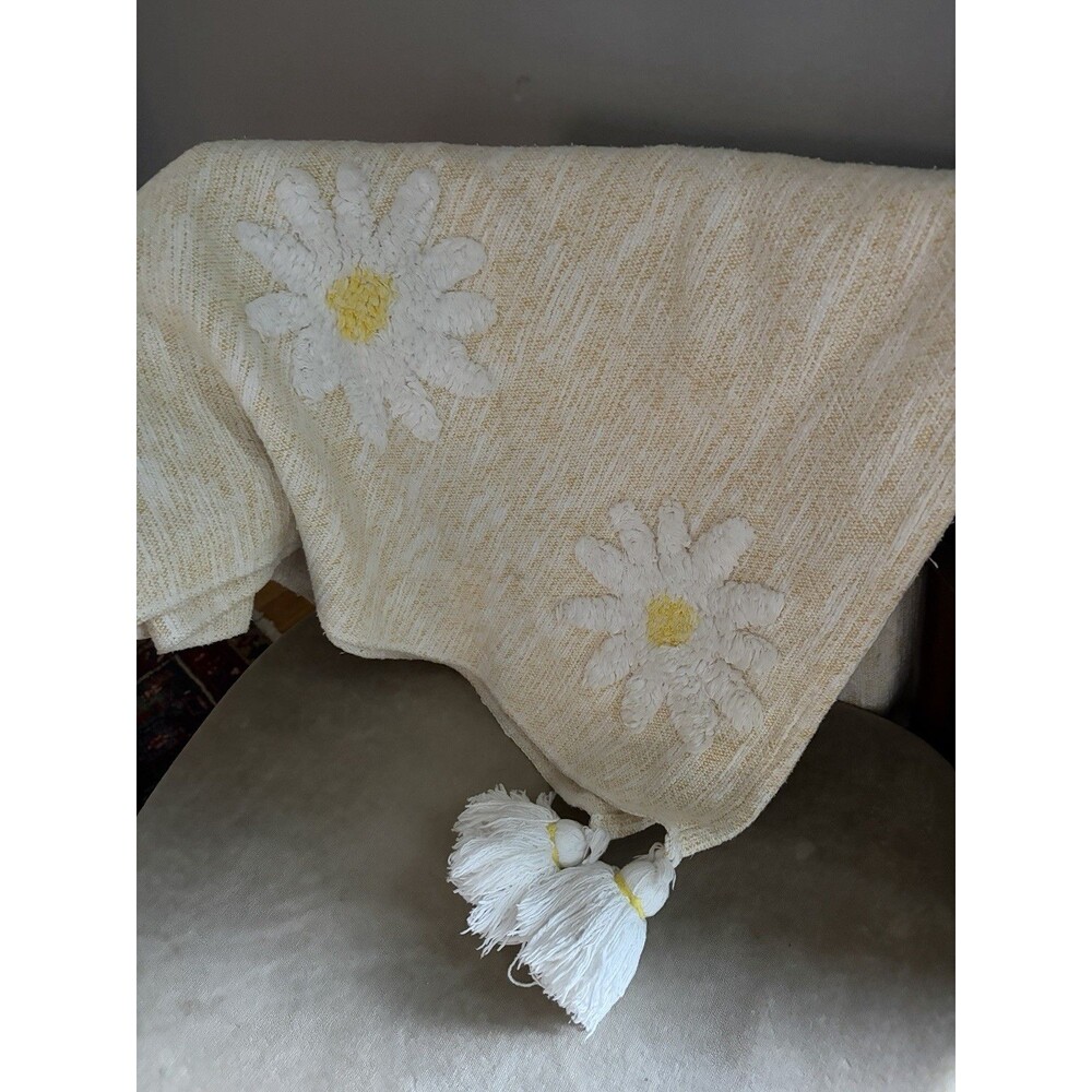 Rachel Zoe Daisy 100% Cotton Woven Throw Blanket Yellow White Tassels 56x48 - Picture 5 of 6